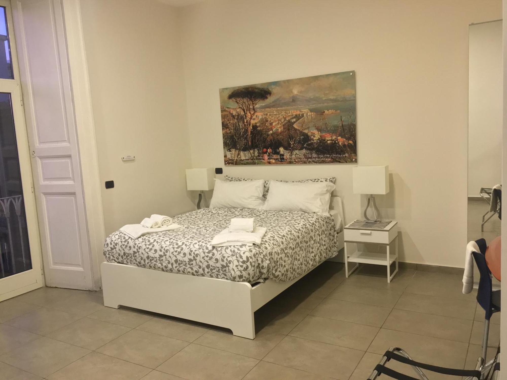 Gasthuis Bnb Naples 3*