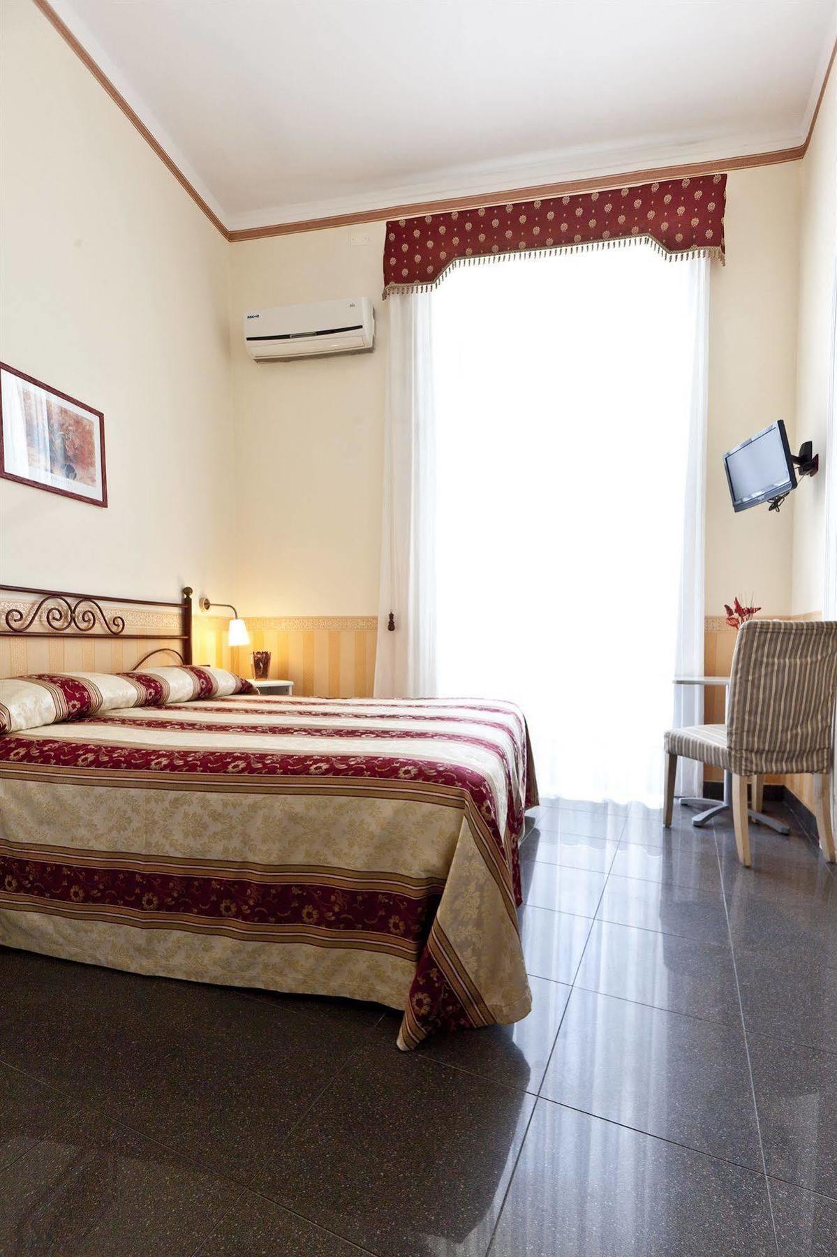 Bnb Naples 3* Napels
